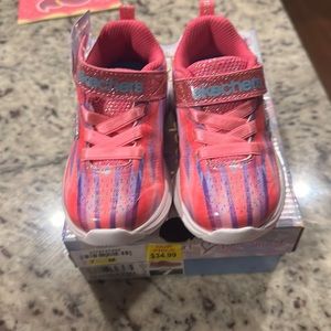 Sketchers Girls size 9